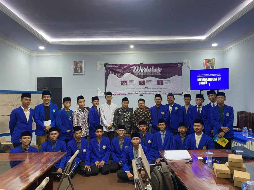 Workshop Kaligrafi Internasional dan Penandatanganan MoU PBA IAI Miftahul Ulum Lumajang dengan Dar El Khatt Jember