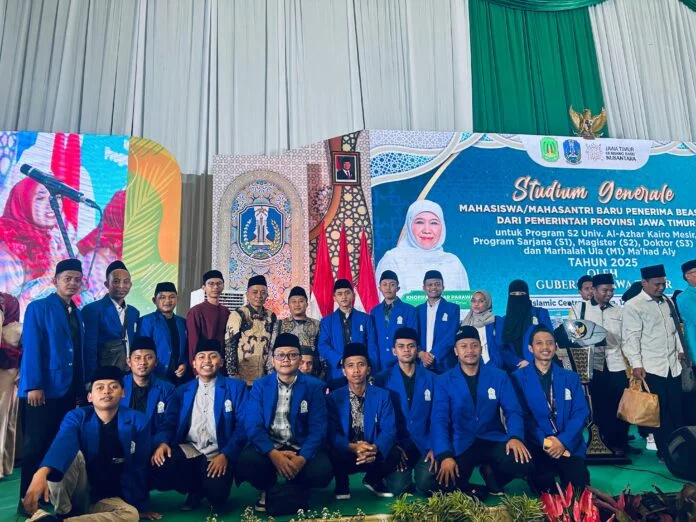 Mahasiswa Baru IAIM Lumajang Penerima Beasiswa LPPD Jatim Hadir pada Studium Generale di Surabaya